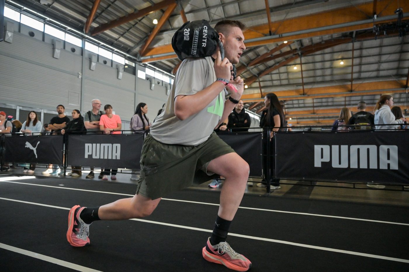 Harrison Turner sandbag lunges HYROX Sydney 2026