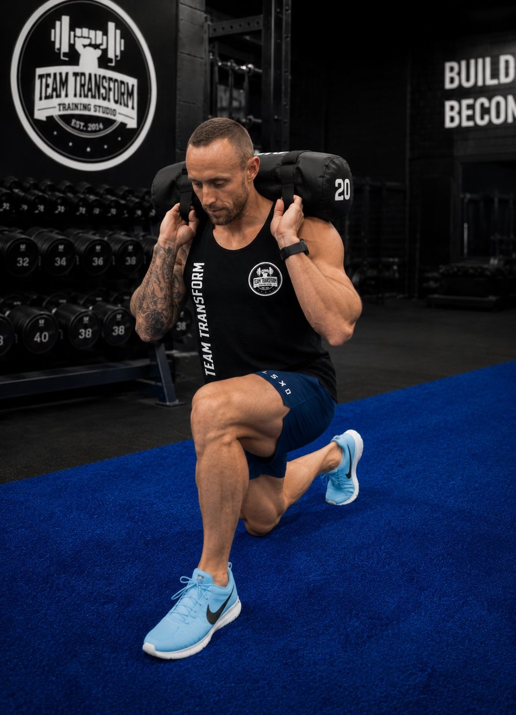Sandbag Lunges HYROX Training Team Transform